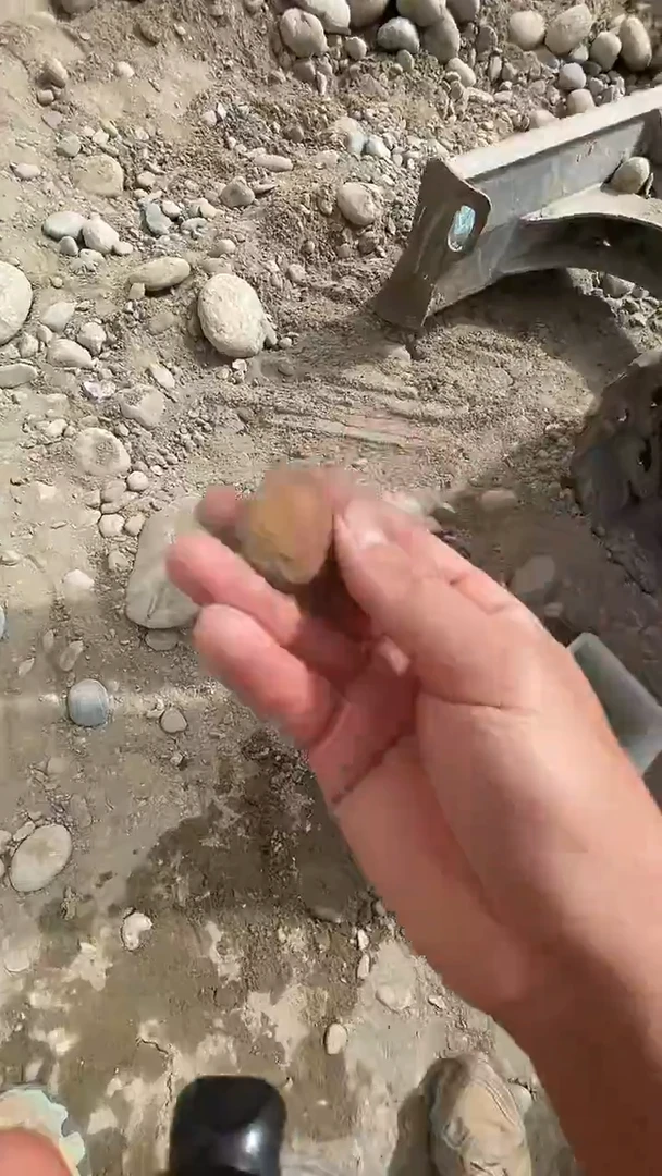 颈饰未镶嵌和田玉知*15