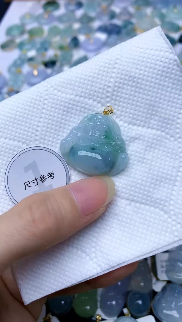 颈饰18K金镶嵌翡翠天然A货翡翠