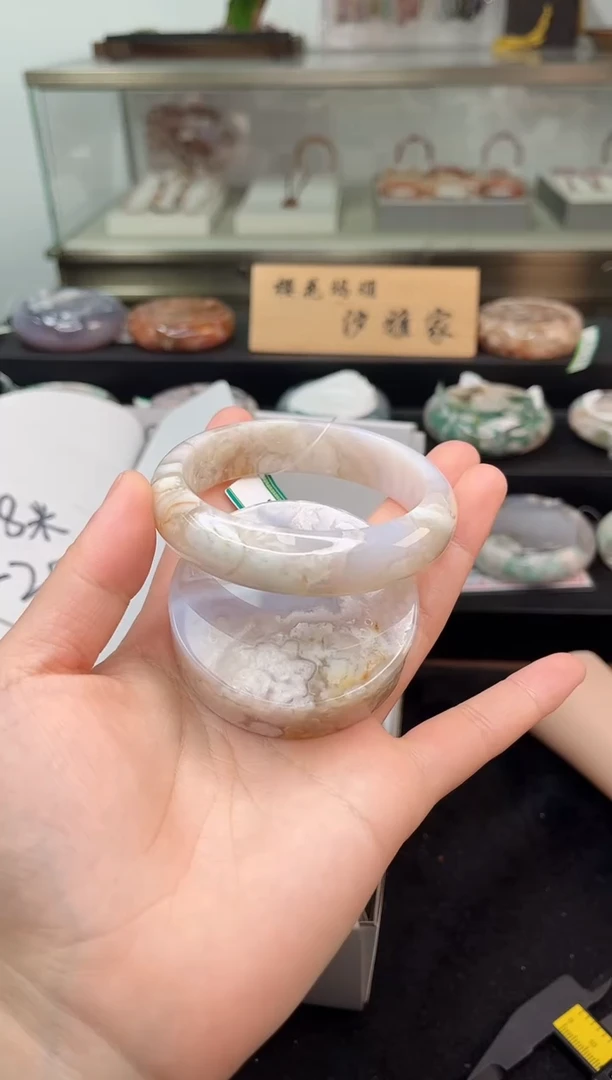 未镶嵌手镯石英质玉60圈口（赠品镯心）102620