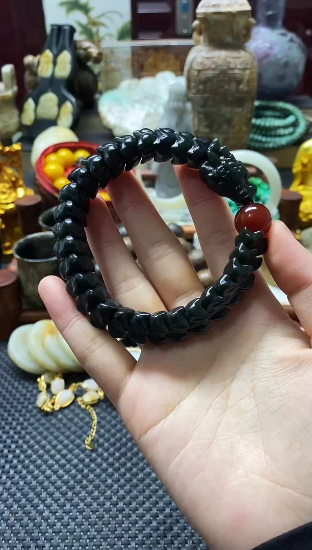 未镶嵌手链和田玉1个