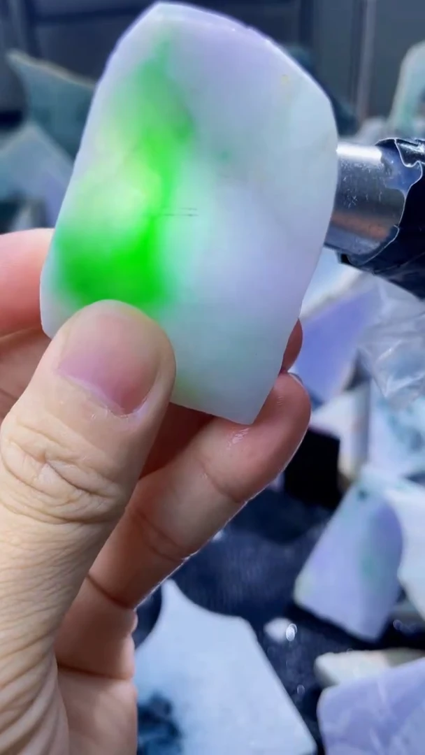 裸石翡翠天然A货板料