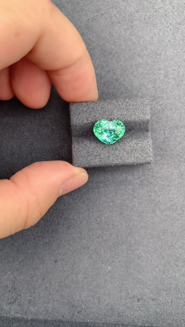 未镶嵌珠宝半成品碧玺4.4ct拉贡 GD