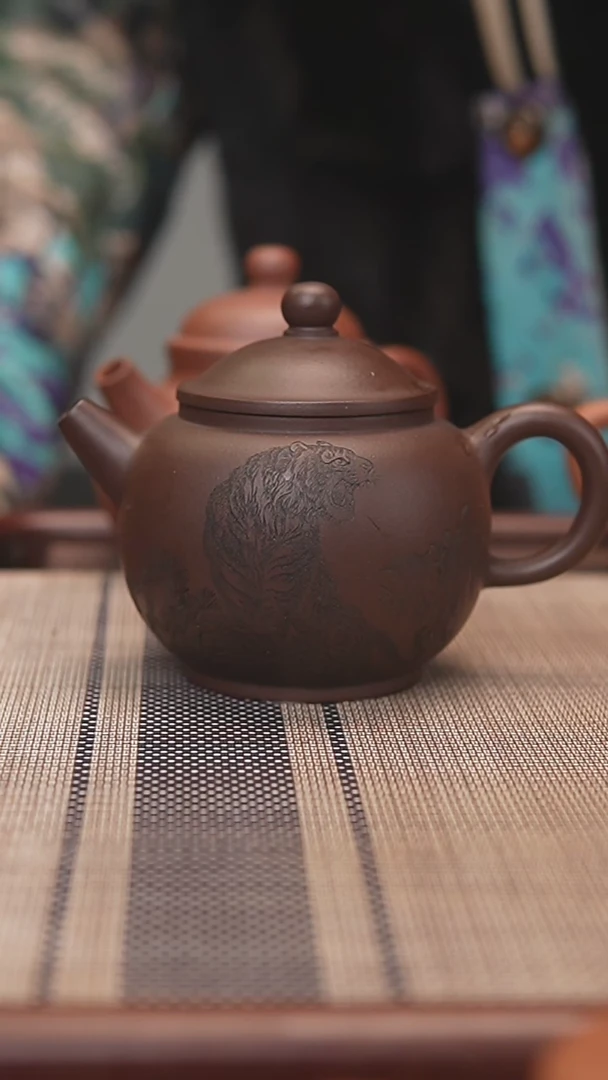 【闪购商品】紫砂茶杯老虎老紫泥