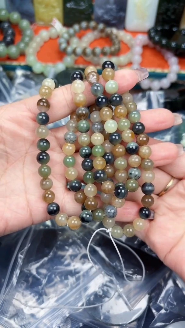 颈饰未镶嵌和田玉和田玉