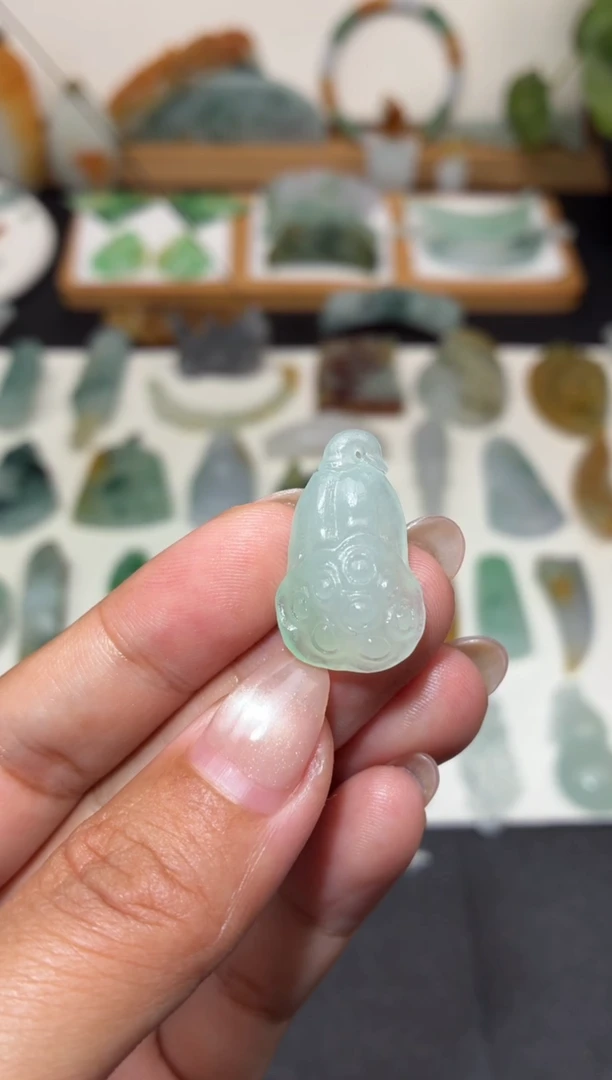未镶嵌定制翡翠小莲蓬