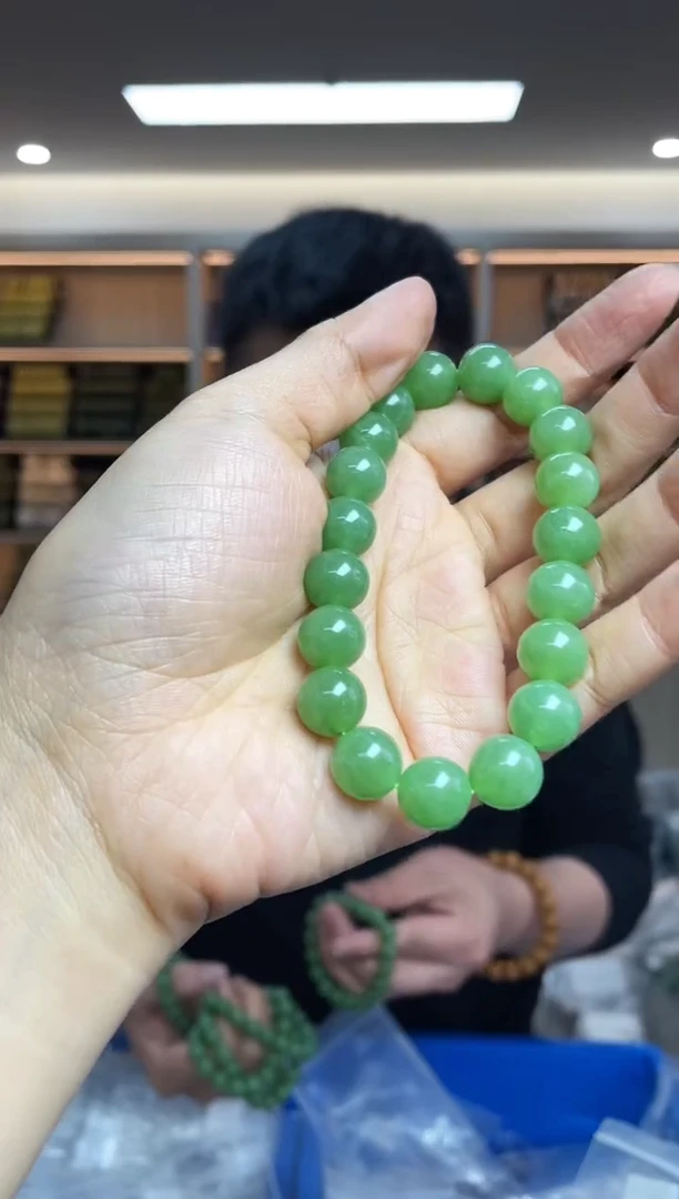 【闪购商品】和田玉·未镶嵌多样性发一件