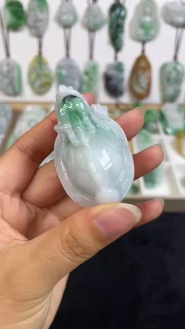 颈饰未镶嵌翡翠1