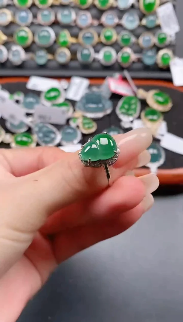 银S925镶嵌戒指翡翠1111