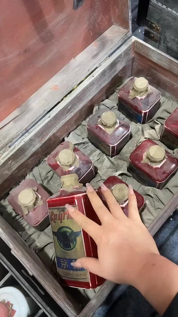 陶瓷所见即所得；摆件