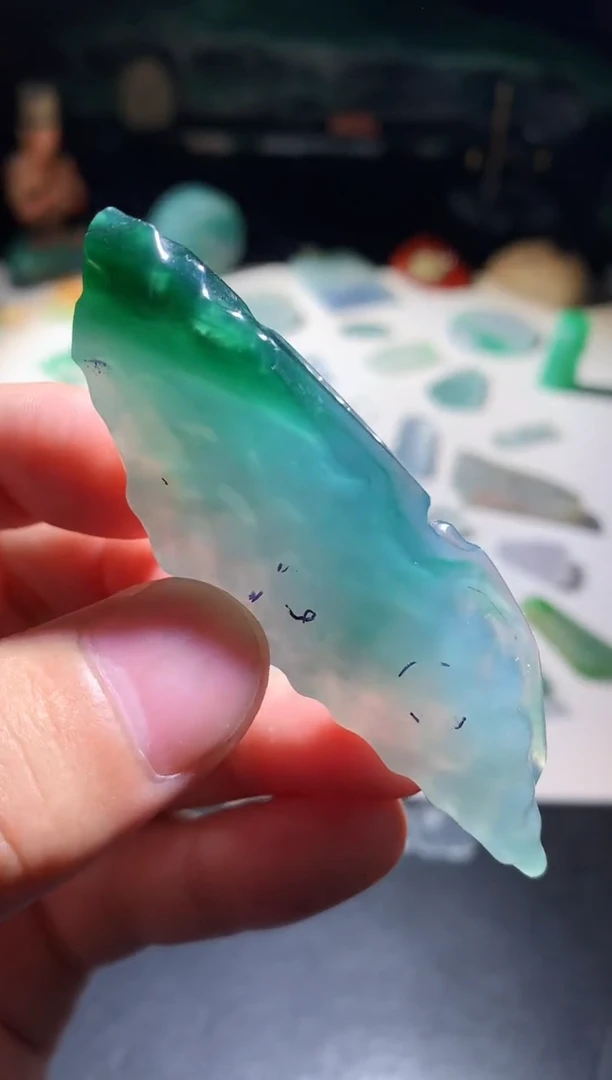 未镶嵌定制翡翠 材料78.3-26.6-10.7