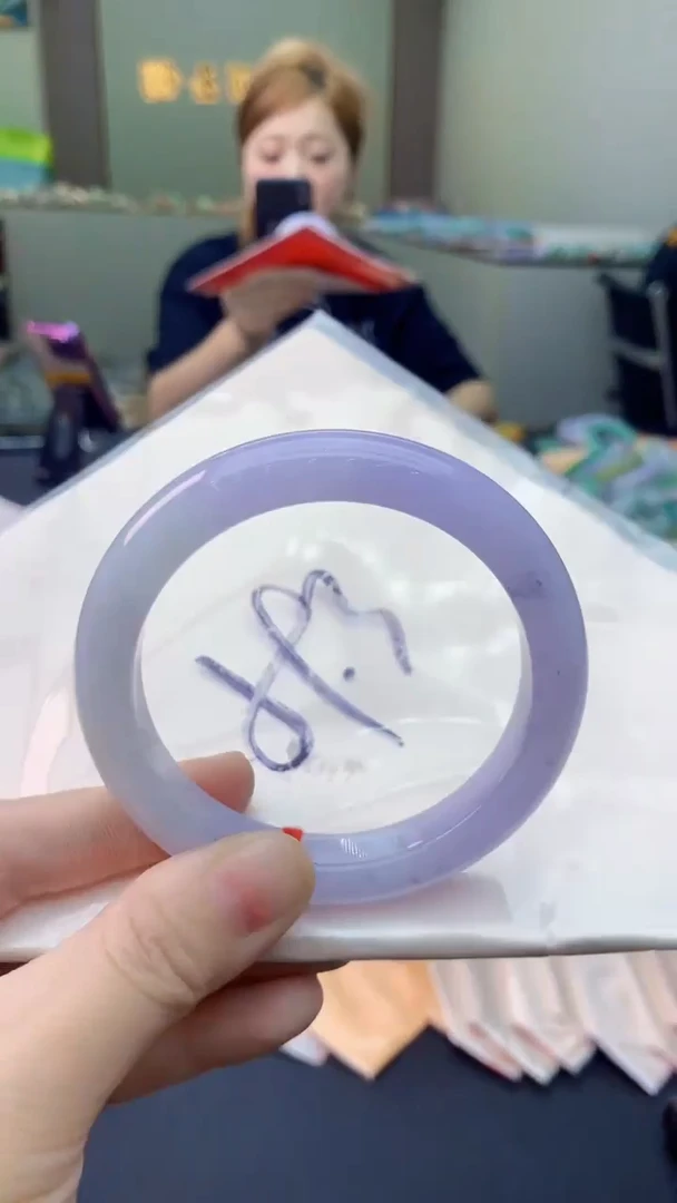 翡翠手镯未镶嵌0415189013