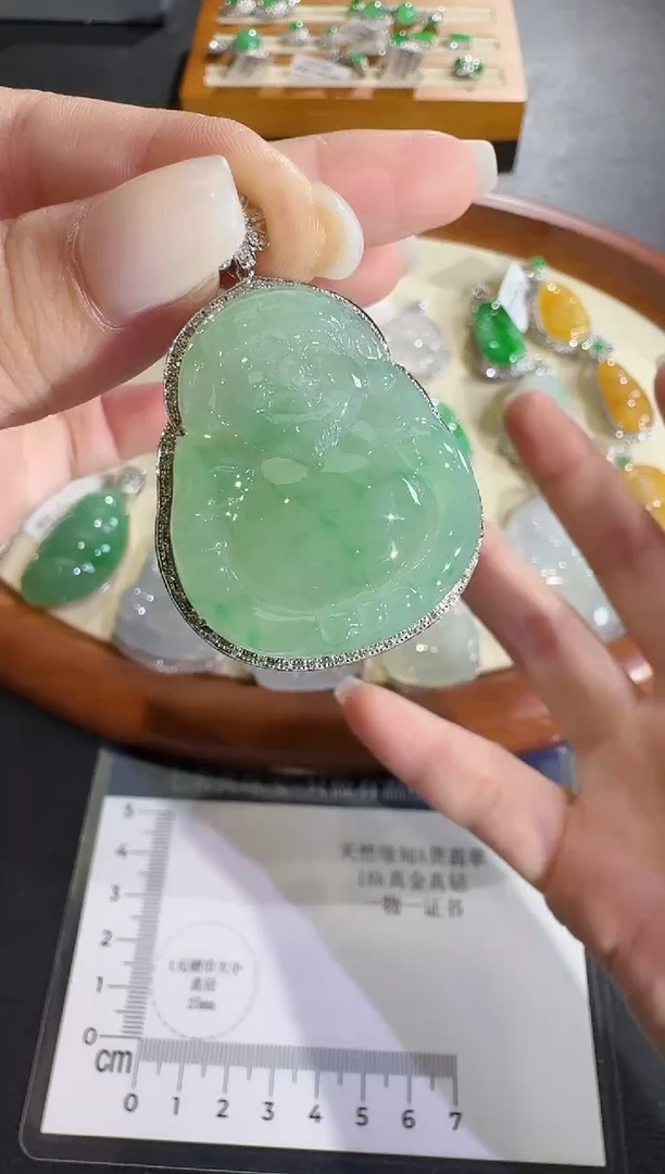 吊坠(不含链)18K金镶嵌翡翠【源头工厂】钻石镶嵌
