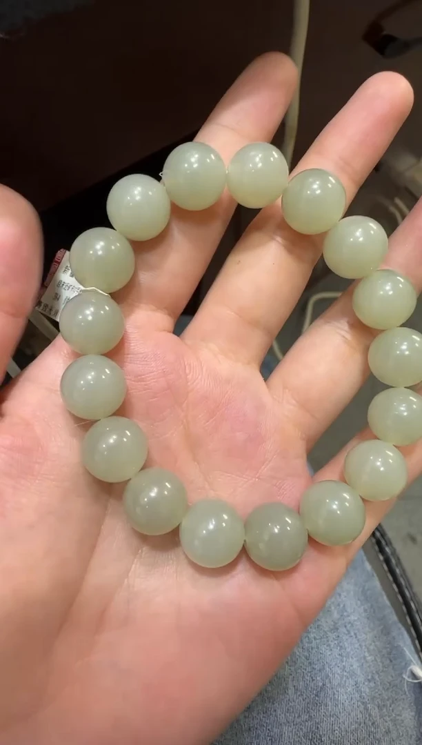 未镶嵌手串和田玉且末近矿高青白手串 (产地直发)
