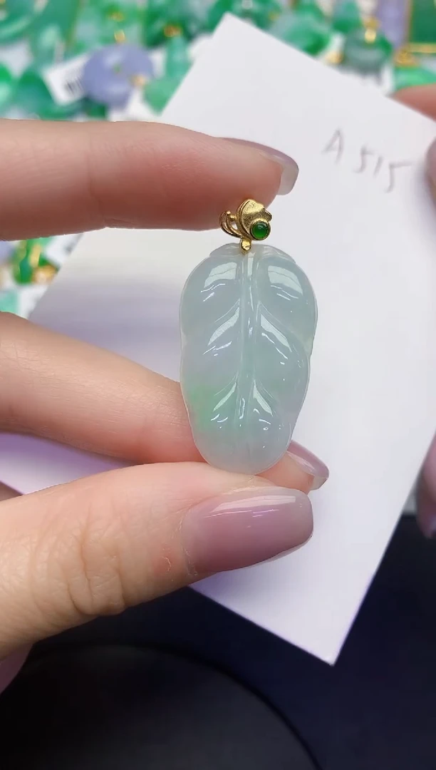 颈饰未镶嵌翡翠缅甸天然翡翠A货