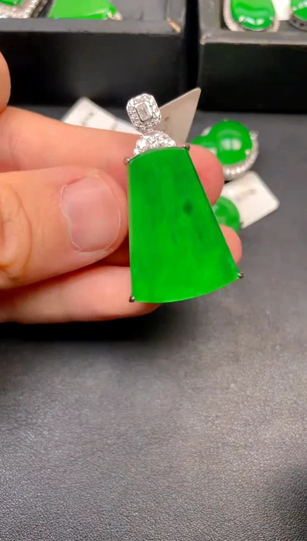 吊坠(不含链)银S925镶嵌翡翠吊坠