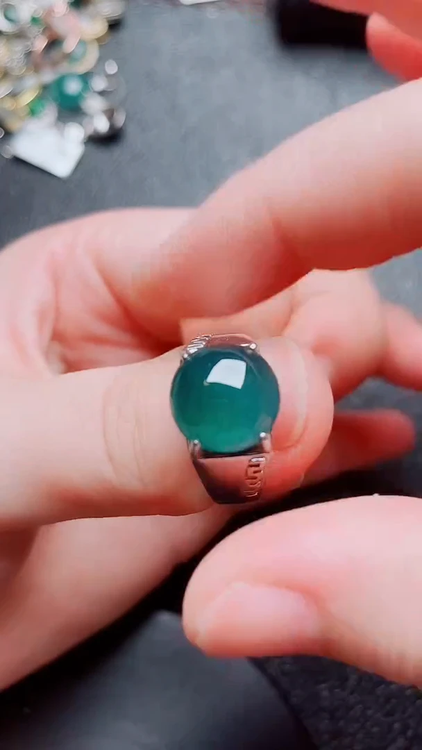 翡翠戒指银S925镶嵌翡翠