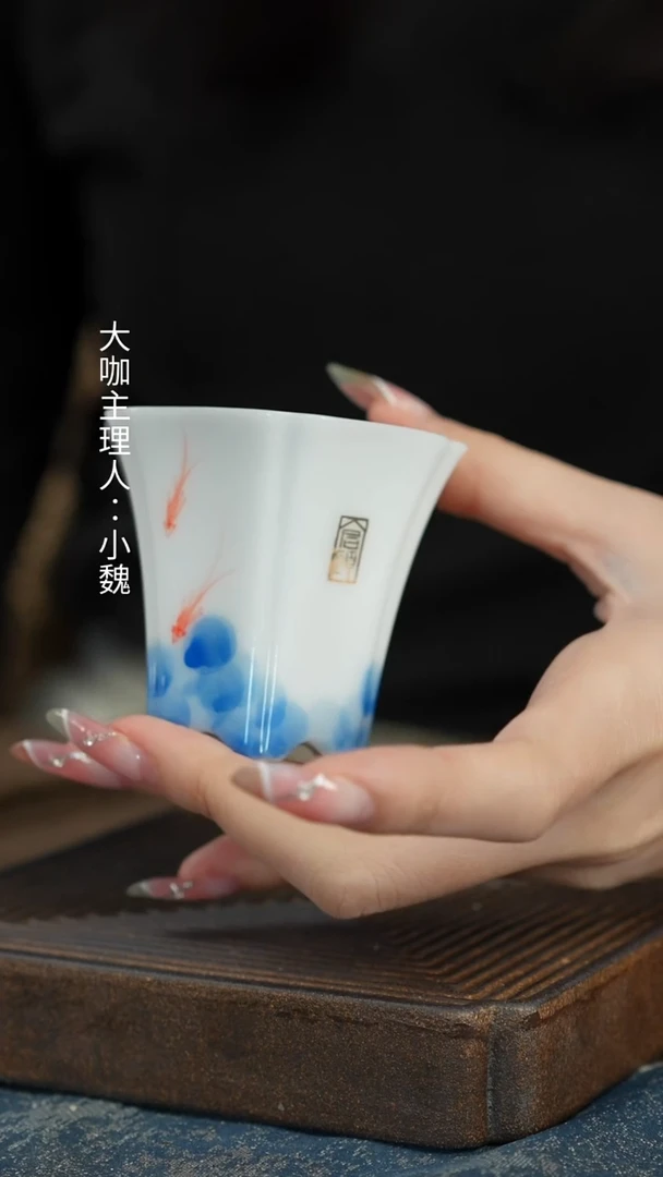 【吴昌硕梅花金鱼六方杯】【12西泠礼盒】