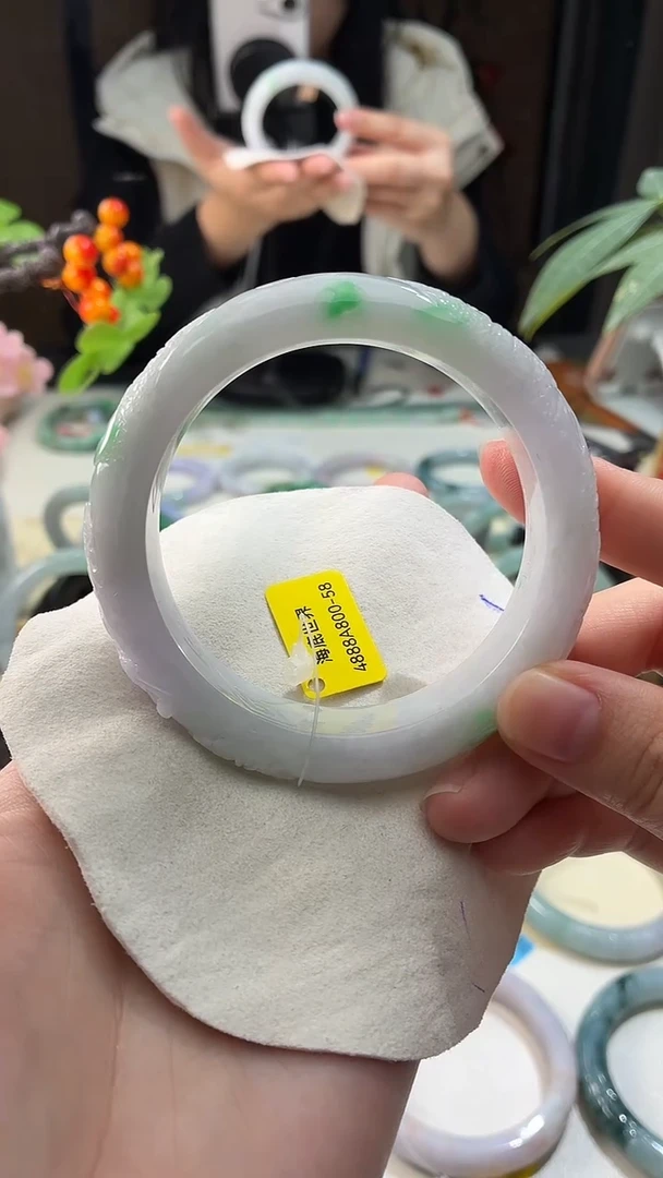 未镶嵌手镯翡翠8  翡翠手镯 58