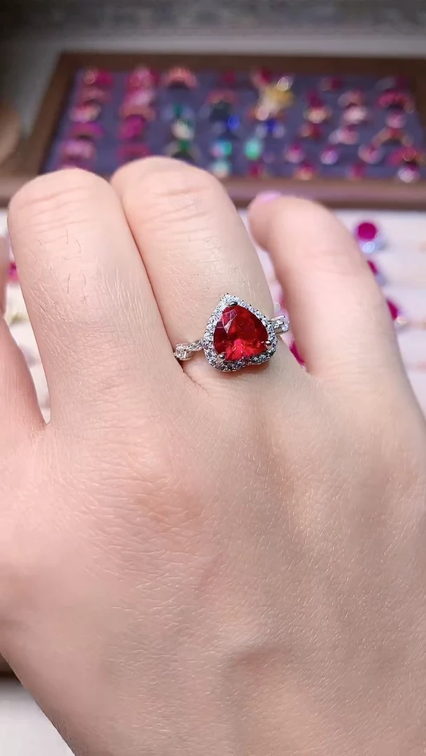 【闪购商品】红宝石戒指银S925镶嵌000