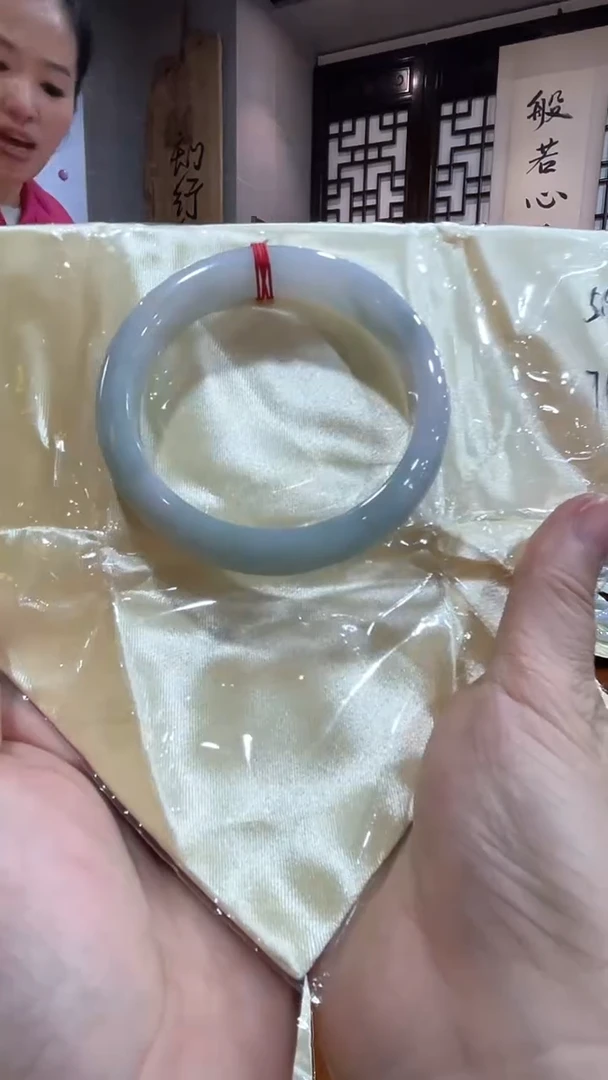 未镶嵌手镯翡翠59，77