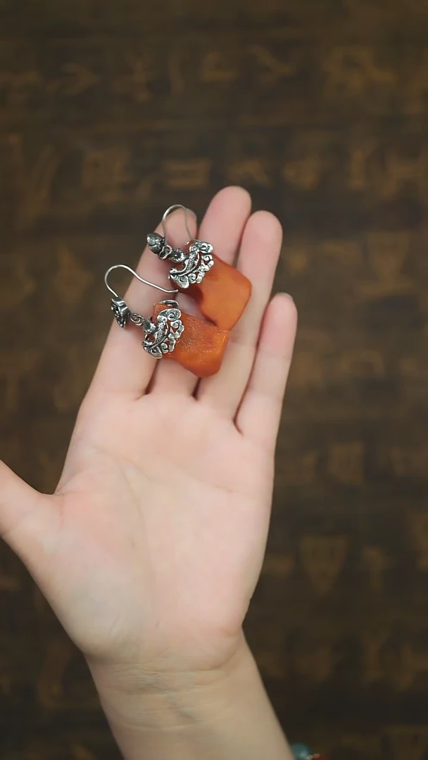 【闪购商品】琥珀耳饰银S925镶嵌原石耳环