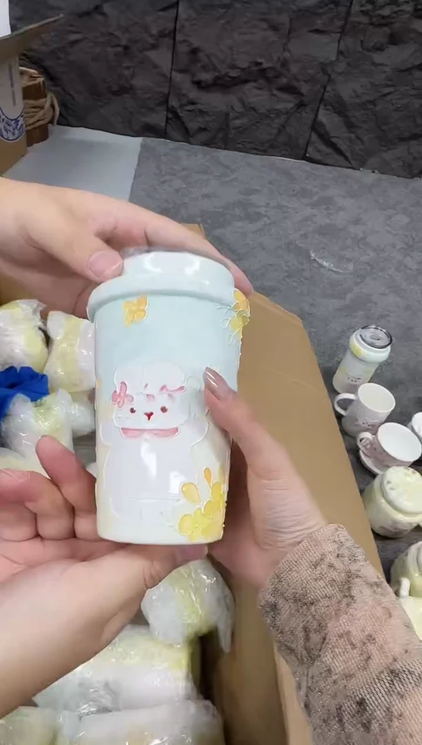立体釉桂花小兔子随行杯