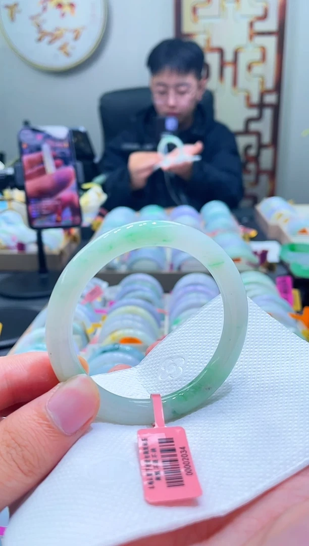 未镶嵌手镯翡翠112-54