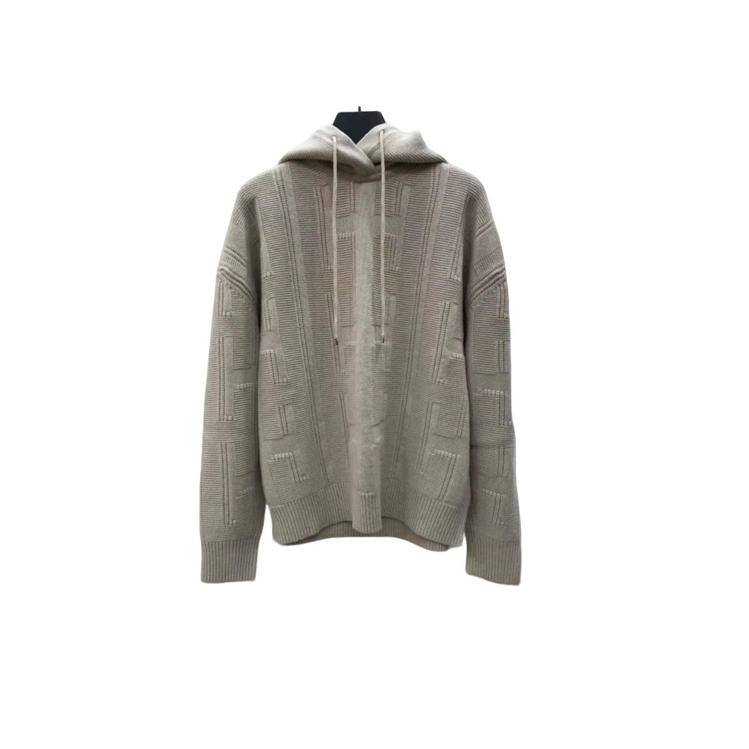 三哈宫-《H羊毛连帽衫》巴素兰中纤100羊毛巴素兰中纤提花连帽毛衣