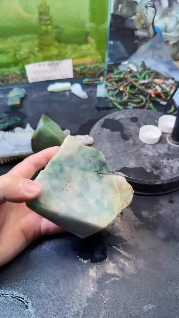 【闪购商品】翡翠颈饰未镶嵌236天然翡翠