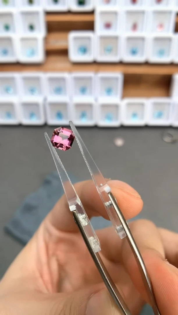 未镶嵌裸石定制碧玺1.28ct