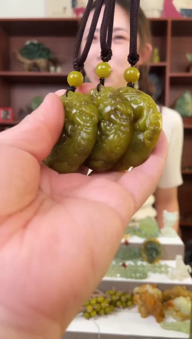 未镶嵌蛇纹石玉颈饰多样性发货拍一发一