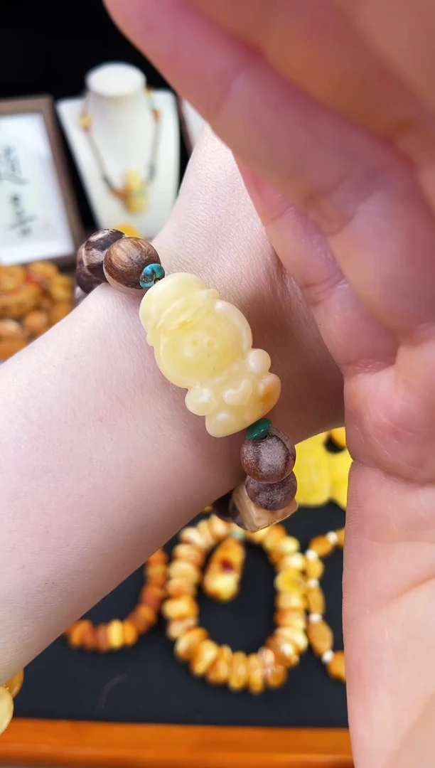 琥珀未镶嵌珠宝奇石柒月