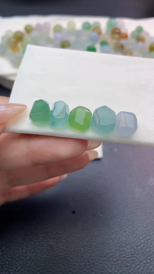 定制翡翠未镶嵌爱*6359