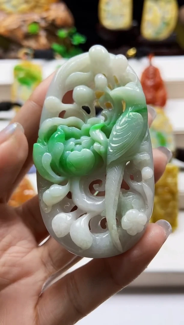 颈饰未镶嵌翡翠翡翠A货