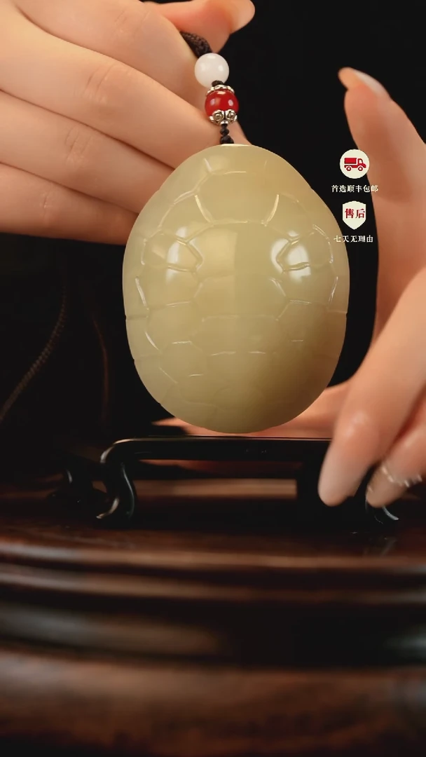 云南石竹叶青雕刻：富甲天下