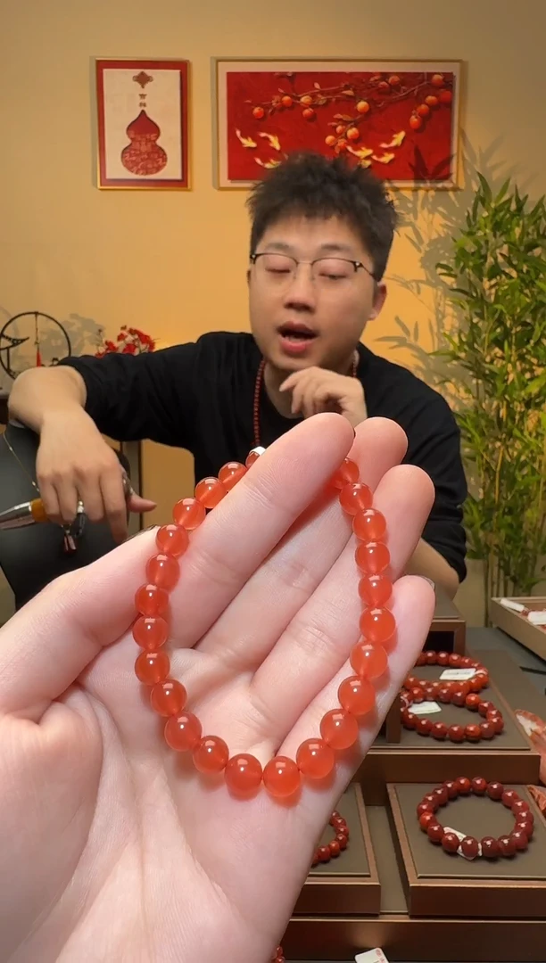 【闪购商品】南红玛瑙手串未镶嵌一条约7mm 多样性发货