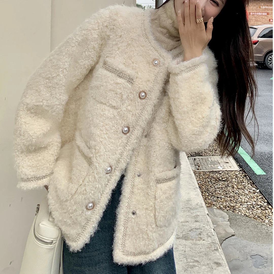 小香风羊羔毛外套女秋冬季2025新款皮毛一体羊羔绒气质名媛风上衣