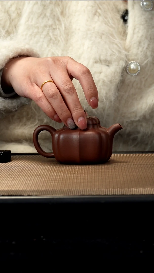 紫砂茶盏底槽清德钟微瑕160CC