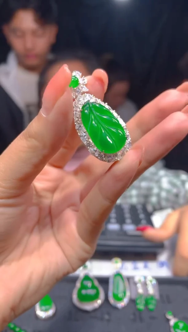 【闪购商品】定制翡翠未镶嵌165多样性发货（发其一）