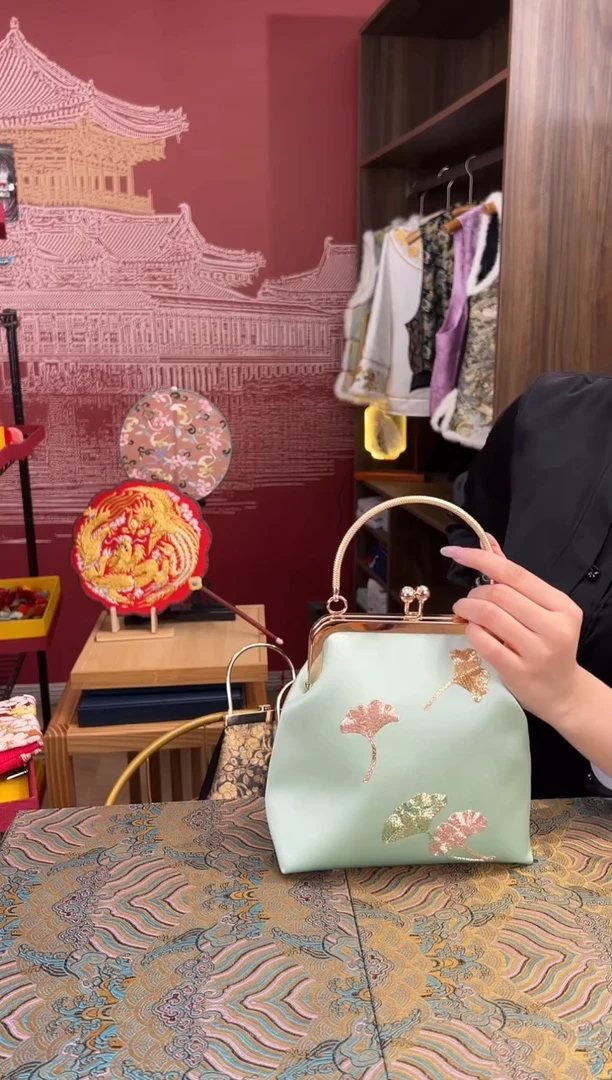 【闪购商品】刺绣苏绣手工刺绣包包