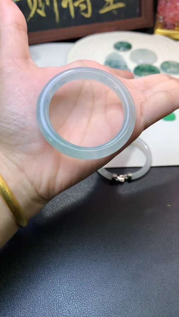 未镶嵌定制翡翠毛货