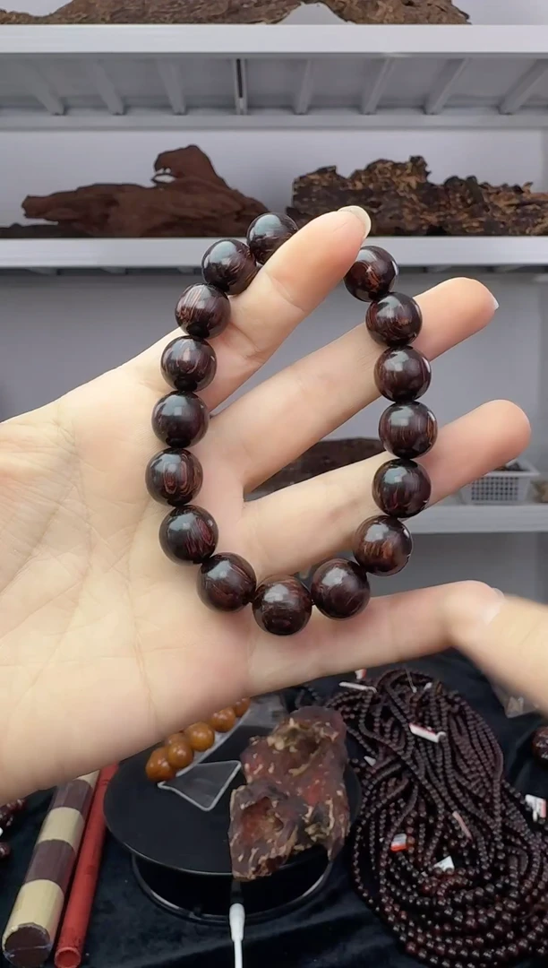 降真香手串/手链海南红降红降花梨公1.2黑金芝麻点沉水22g