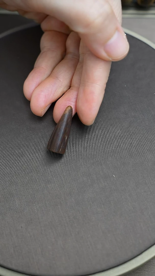 沉香吊坠沉水文莱沉香吊坠1.5克