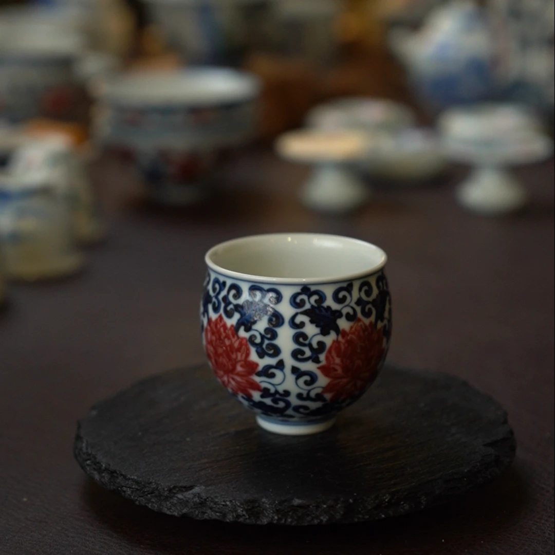 景德镇手绘青花釉里红缠枝莲龙蛋杯（釉里红发色随机）（重工青花）
