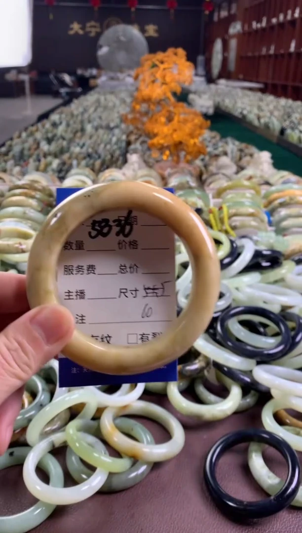 未镶嵌蛇纹石玉手镯5836