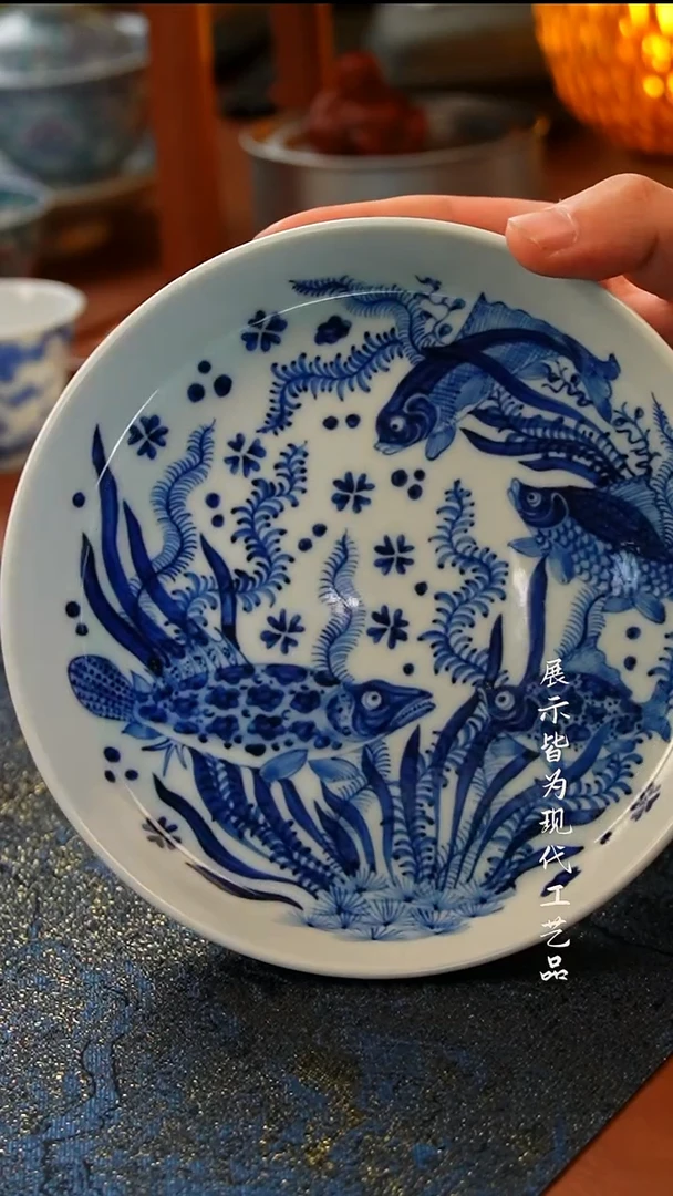 景德镇元青花鱼藻壶承