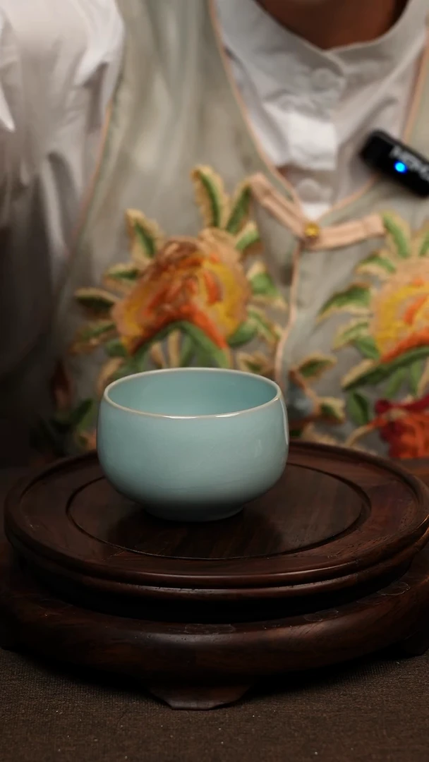 瓷片天青色全手高足禅定杯150ml 微瑕 不带礼盒