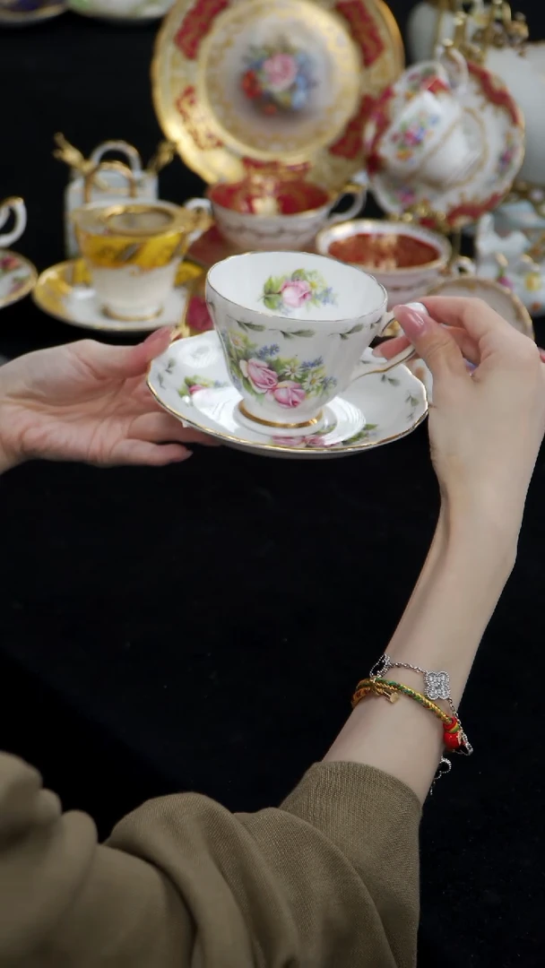 摆件米多家中古瓷器如图所示535