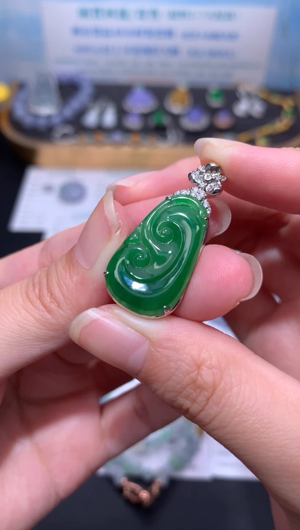 定制翡翠18K金镶嵌模式推广期48小时鉴赏期