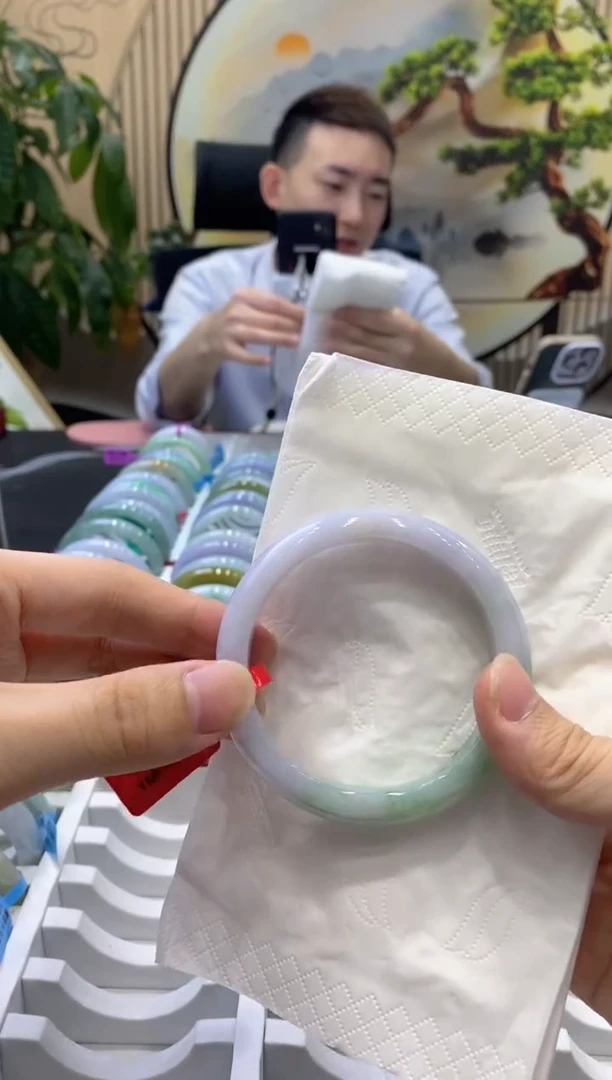 翡翠手镯未镶嵌5691